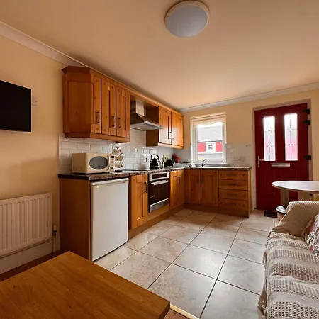 Ard Cashel, Barrack Brae *