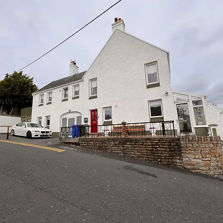 Ard Cashel, Barrack Brae