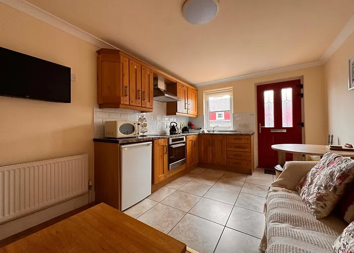 Ard Cashel, Barrack Brae *